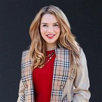 Violet Valenzuela, REALTOR®