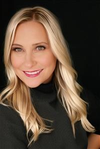 Jacqueline Lenz, REALTOR®