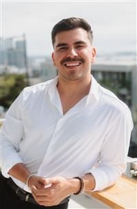 Esteban Valenzuela, REALTOR®