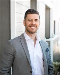 Sasha Dearinger, REALTOR®